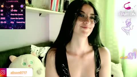 Snapshot of alisson_071989 chatting on January 2025 05:05:01 PM Ali online show from January 2025 05:05:01 PM