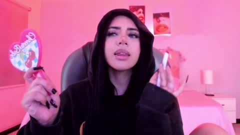 alisson__cortez online show from February 2026 12:45:02 PM