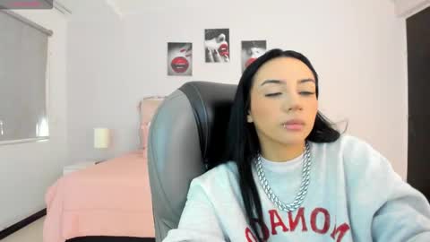 alisson__cortez online show from March 2026 01:28:01 PM
