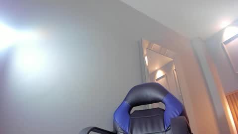 ALISSON online show from November 2025 12:16:02 PM