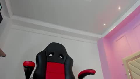 ALISSON online show from November 2025 12:16:02 PM