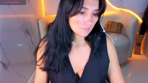 alisson_tx_ online show from May 2026 07:54:01 PM