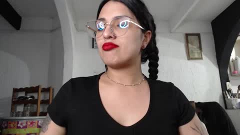 Alix online show from March 2025 05:14:02 AM