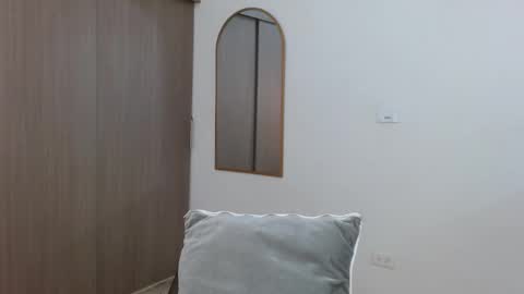 alix online show from December 2025 02:54:01 PM