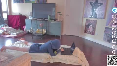 Alize Zaide online show from February 2025 07:09:01 PM