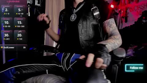   online show from November 2025 05:35:01 PM