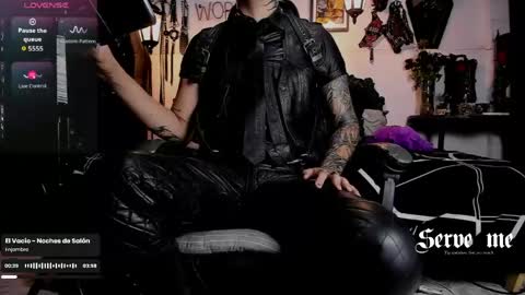 Snapshot of allanhurtss chatting on April 2026 06:38:01 PM online show from April 2026 06:38:01 PM