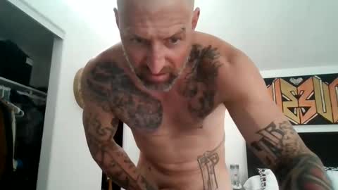 Snapshot of allaroundamazing13 chatting on May 2026 10:59:02 PM allaroundamazing13 online show from May 2026 10:59:02 PM