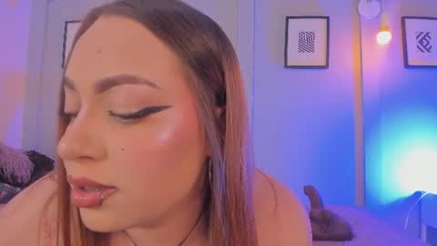 Snapshot of allasska_ chatting on June 2026 02:58:02 AM Laura online show from June 2026 02:58:02 AM