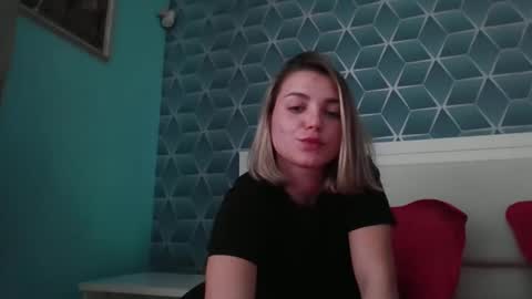 Alesia online show from March 2026 03:48:01 PM