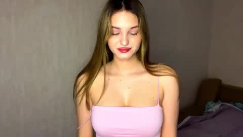 Snapshot of allenefeela chatting on March 2026 08:09:02 AM Emily online show from March 2026 08:09:02 AM