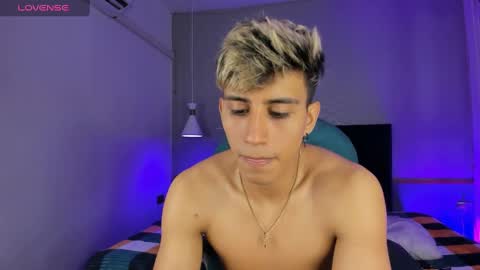 Snapshot of allexcano chatting on February 2025 11:46:01 PM Allex online show from February 2025 11:46:01 PM