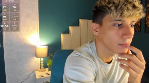 Snapshot of allexcano chatting on March 2025 03:02:01 AM Allex online show from March 2025 03:02:01 AM