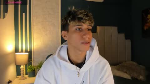 Snapshot of allexcano chatting on March 2025 03:08:01 AM Allex online show from March 2025 03:08:01 AM