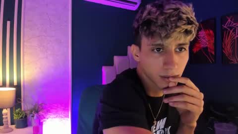 Snapshot of allexcano chatting on March 2025 09:16:01 AM Allex online show from March 2025 09:16:01 AM