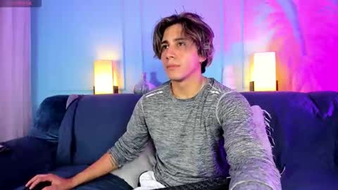 Snapshot of allexcano chatting on September 2025 01:33:01 PM Allex online show from September 2025 01:33:01 PM