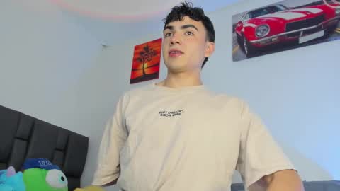 Snapshot of allexserrano chatting on February 2026 03:05:01 AM Allex online show from February 2026 03:05:01 AM