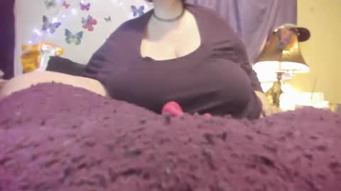 Snapshot of alli_kat78 chatting on February 2025 12:33:01 PM Alli Kat online show from February 2025 12:33:01 PM