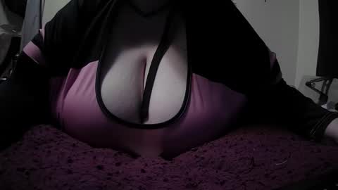 Snapshot of alli_kat78 chatting on January 2026 08:49:01 AM Alli Kat online show from January 2026 08:49:01 AM