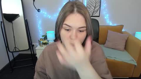 Snapshot of alli_zi chatting on September 2025 03:28:01 AM Blair online show from September 2025 03:28:01 AM