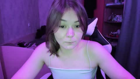 Snapshot of alli_zi chatting on September 2025 12:54:01 PM Blair online show from September 2025 12:54:01 PM