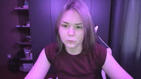 Snapshot of alli_zi chatting on November 2025 01:49:02 AM Blair online show from November 2025 01:49:02 AM