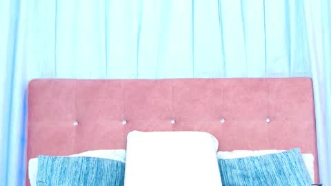 Allicia online show from October 2025 07:14:02 PM