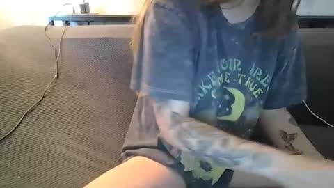Snapshot of alliebearx chatting on July 2026 06:13:01 PM alliebearx online show from July 2026 06:13:01 PM