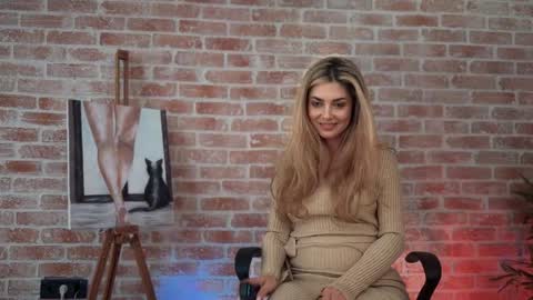 Allie online show from December 2024 09:18:02 AM