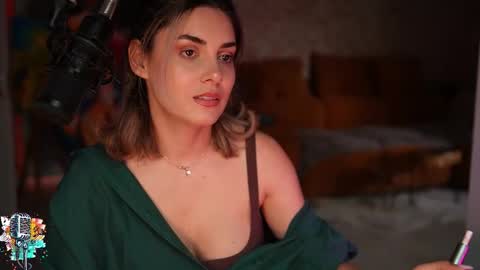 Allie online show from September 2025 01:33:01 PM