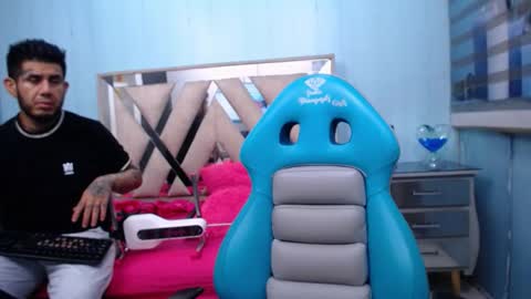 Snapshot of allison_baby20 chatting on February 2026 02:15:01 AM Allison online show from February 2026 02:15:01 AM