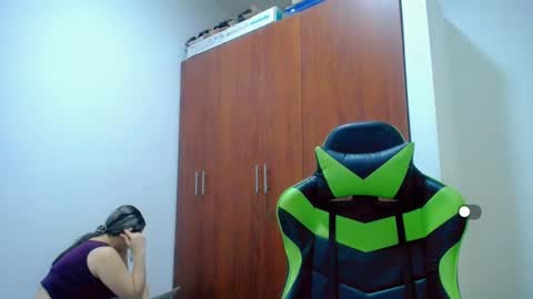  Alisson online show from December 2024 04:59:01 AM