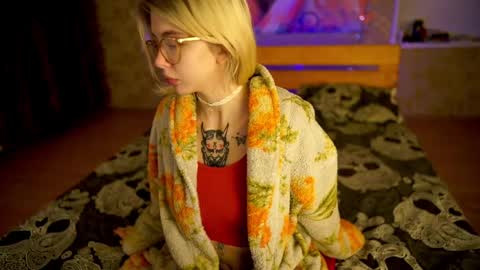 Allison online show from February 2025 11:22:01 PM