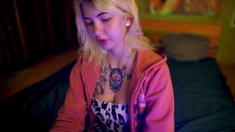 Allison online show from September 2025 09:17:02 PM