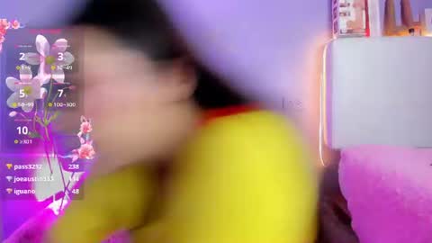 Snapshot of allison_peach chatting on June 2026 07:59:01 PM Alisson online show from June 2026 07:59:01 PM