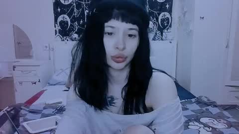 Alis online show from April 2026 07:19:01 PM