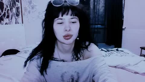Snapshot of allisondeetz chatting on June 2026 04:29:02 PM Alis online show from June 2026 04:29:02 PM