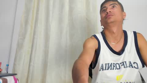 Snapshot of allisonjustingb chatting on January 2025 10:47:02 PM AllisonJustin online show from January 2025 10:47:02 PM