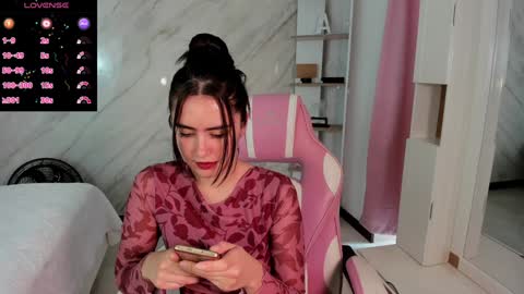 Snapshot of allisonpalmer chatting on March 2025 03:05:02 PM Allison Palmer online show from March 2025 03:05:02 PM