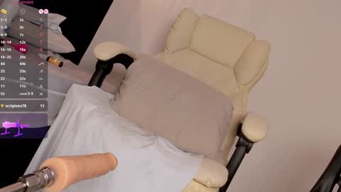 Alli  online show from February 2025 10:41:01 PM