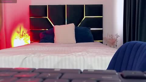 Snapshot of allisonsweetie chatting on November 2025 10:10:02 AM AllisonSweetie online show from November 2025 10:10:02 AM