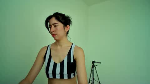 Snapshot of allisson_rose chatting on September 2025 07:26:01 PM Alli online show from September 2025 07:26:01 PM