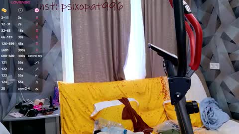 Snapshot of alllinaeve chatting on October 2025 11:21:02 AM Alina online show from October 2025 11:21:02 AM