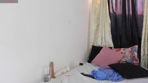 allondra online show from December 2024 08:40:02 PM