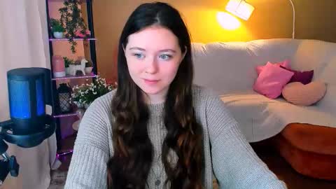 alluringeyess online show from September 2025 04:23:01 AM