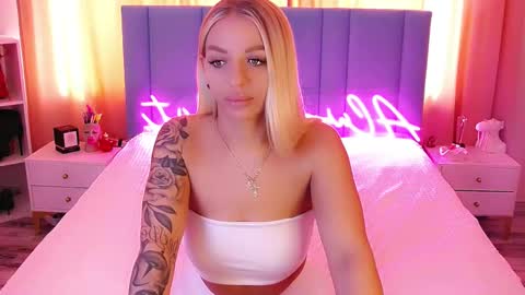 AlwaysHot online show from March 2025 03:24:01 AM