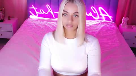 AlwaysHot online show from September 2025 02:13:01 AM