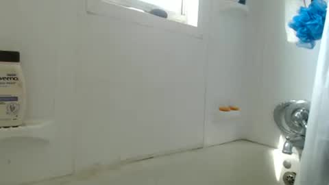 Snapshot of allwolf0323 chatting on June 2026 04:51:01 PM allwolf0323 online show from June 2026 04:51:01 PM