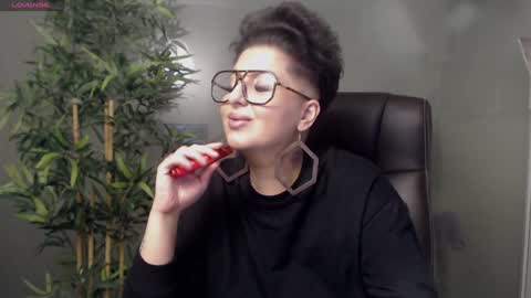         online show from January 2025 10:39:01 PM