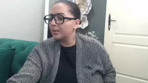         online show from April 2026 02:44:01 PM